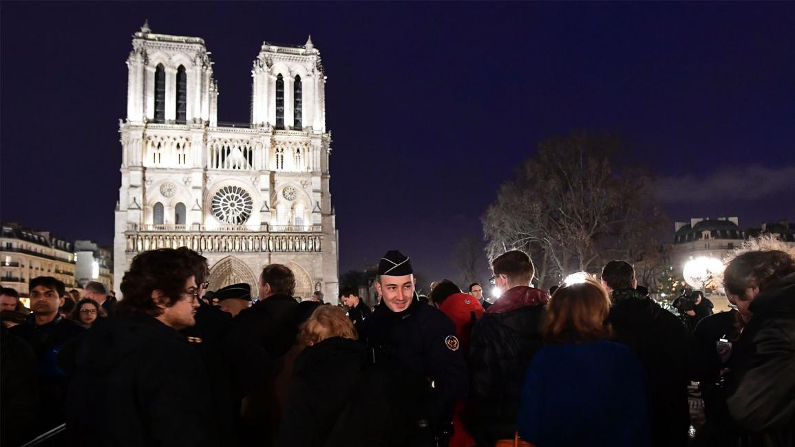 عيد الميلاد في باريس\فرنسا\MIGUEL MEDINA/AFP