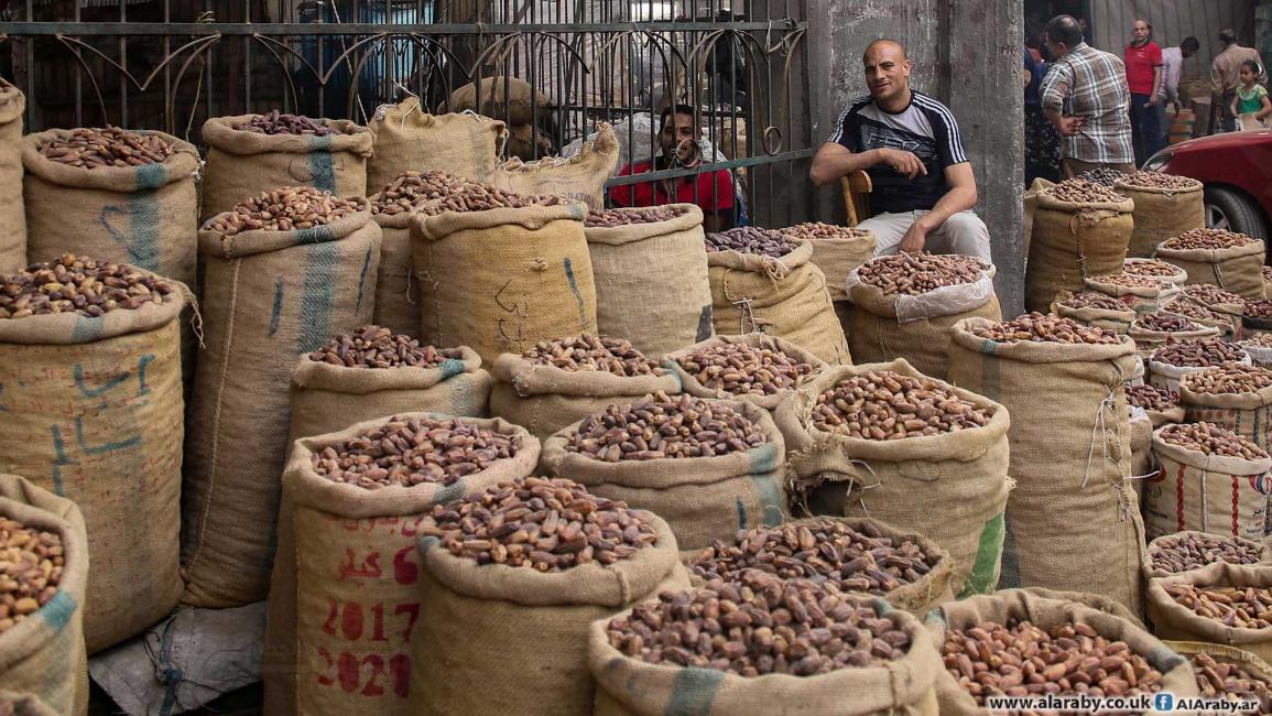 سوق البلح بمنطقه الساحل