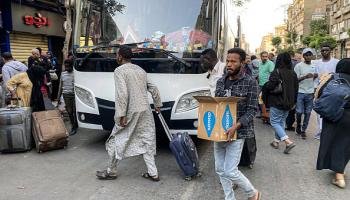 القاهرة استقبلت آلاف السودانيين الفارين من الحرب (أرشيف/Getty)