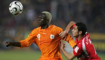 Getty-Ivorian Arouna Kone (L) vies with Egypti